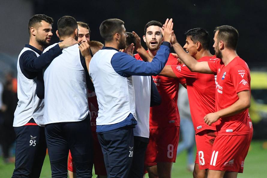 Varaždin i Osijek sastali se u osmini finala SuperSport Hrvatskog nogometnog kupa