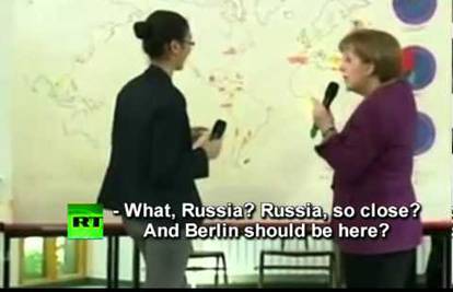 Ne ide joj zemljopis: Merkel je Berlin na karti "dodala" Rusiji