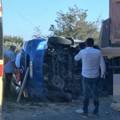 Nesreća kod Pakoštana: Sudarili se minibus  i teretno vozilo, 15 ljudi ozlijeđeno, četvero teže