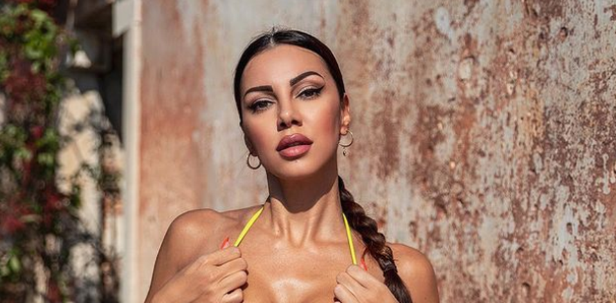 Kratki topić jedva joj je držao grudi, a Žanamari se požalila: Ovo tijelo žudi za malo zabave