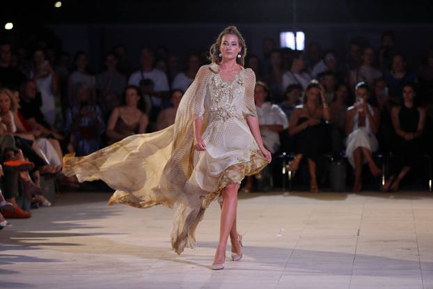 Pula: Modna revija Anje Stehlik
