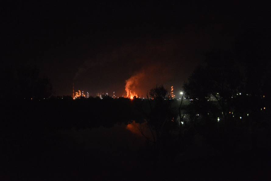 Građani u šoku: 'Bojimo se, svi se zatvaraju u kuće zbog toga'