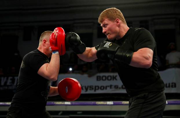 Anthony Joshua & Alexander Povetkin Public Work-Outs