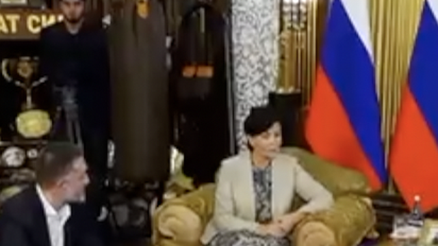 U uredu Čečenskog vođe njiše se milijun kuna vrijedna boksačka vreća Louis Vuitton