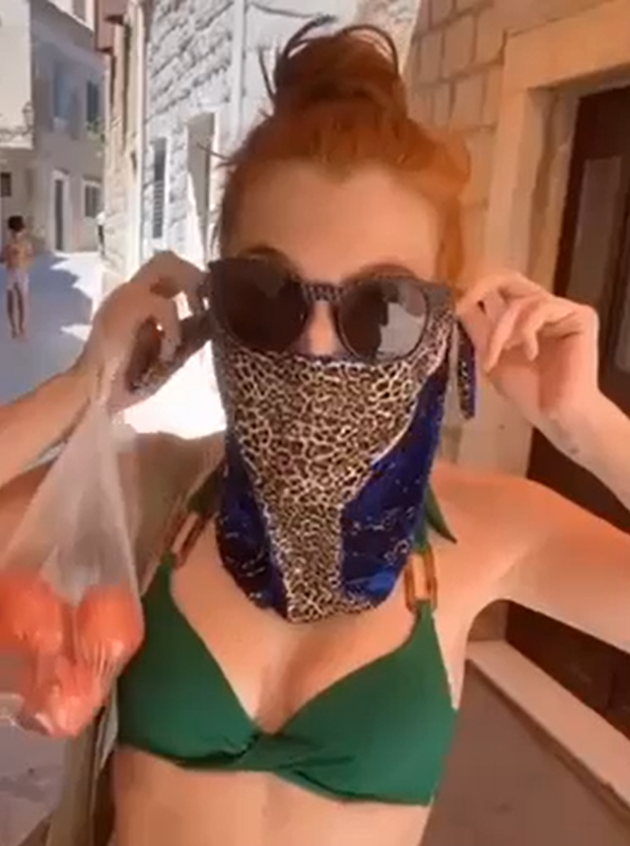 Hrvatska kantautorica u dućan ušla s tigrastim gaćicama na licu