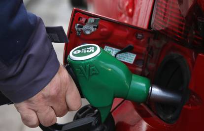 Od danas je gorivo jeftinije: Pogledajte koje su nove cijene