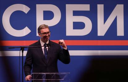 Dodik i Vučić održali govor u Beogradu: 'Uništavaju zemlju, obojena revolucija je gotova!'