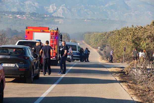 Posljedice požara kod Visočana koji još nije do kraja ugašen