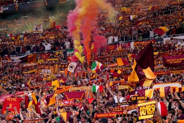 Sevilla v Roma - UEFA Europa League Final - Puskas Arena