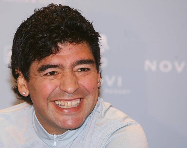 25.11.2020. Umro je veliki Diego Armando Maradona