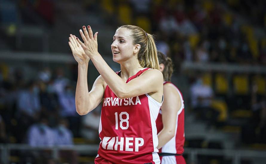 Kada već nisu dečki, jesu cure! Hrvatice razbile Češku i izborile osminu finala Eurobasketa