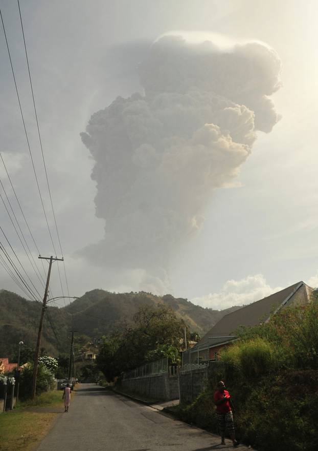 Volcano erupts on Caribbean island of St. Vincent