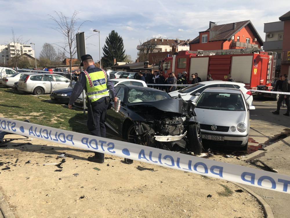 Pogledajte nesreću  u Zagrebu: Žena je za dlaku izbjegla udar