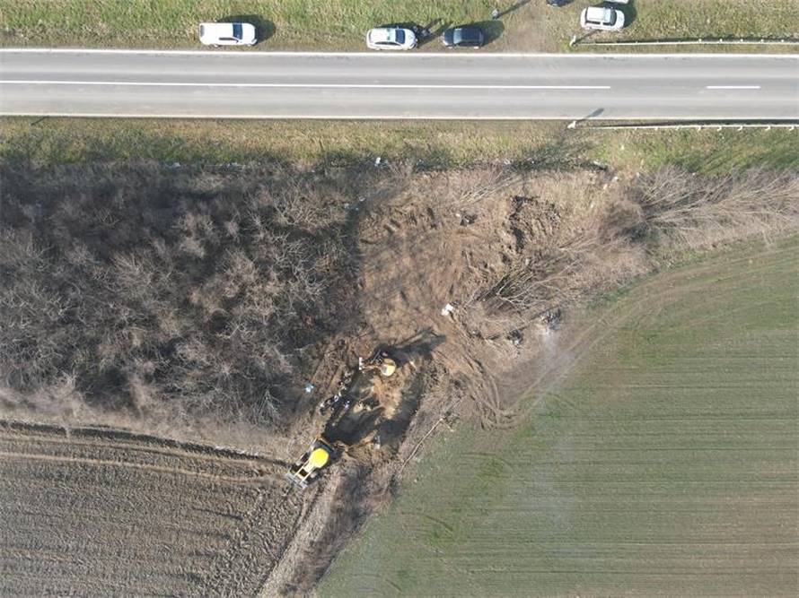 Kod Vukovara uz cestu pronašli posmrtne ostatke. Vjerojatno potječu iz Domovinskog rata