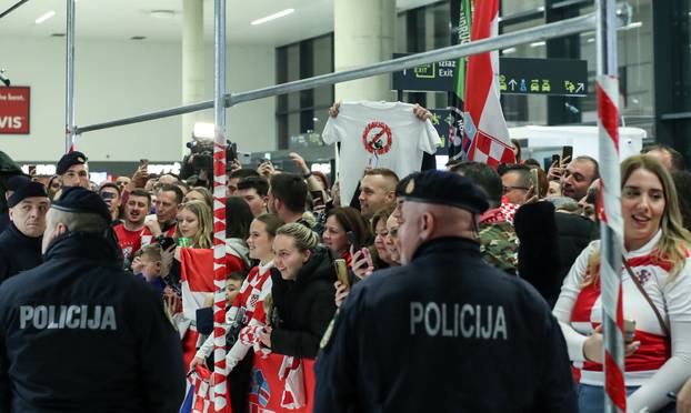 Doček brončanih rukometaša u Zračnoj luci Franjo Tuđman