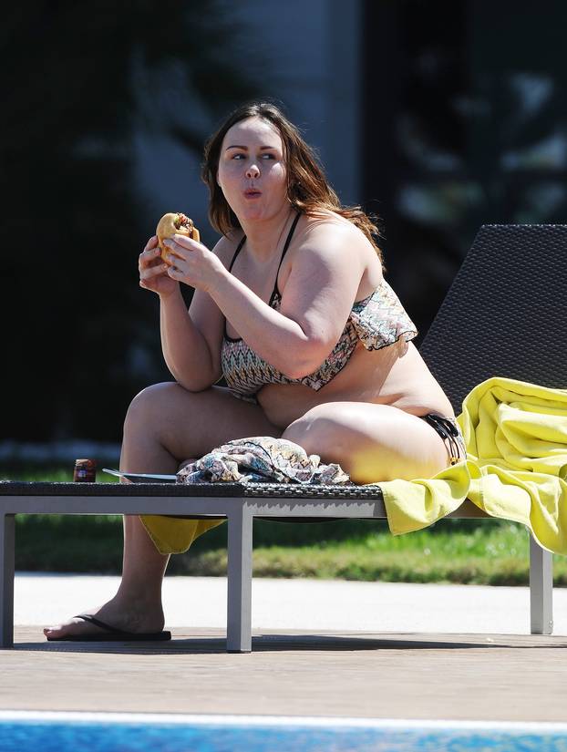 Exclusive: Chanelle Hayes Seen Topless By The Pool In Alicante Spain