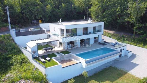 Evo kakve se sve vile nude na Jadranu za milijun eura i više