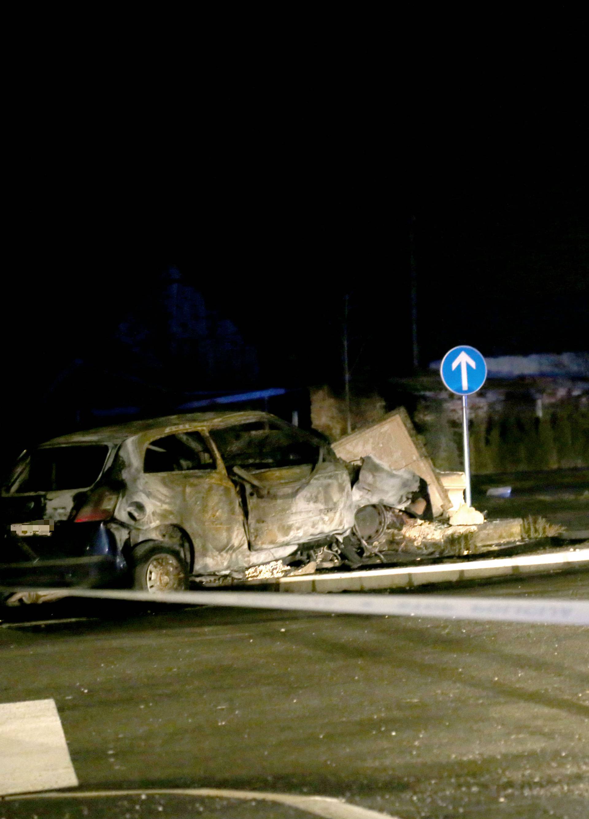 Nije mogla izaći iz plamena: Ana (19) vozila je bez vozačke