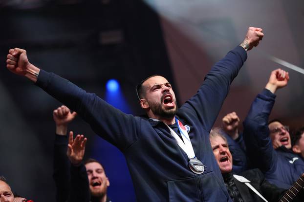 Zagreb: Marko Perković Thompson nastupio na svečanom dočeku hrvatske rukometne reprezentacije