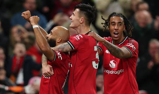 VIDEO Manchester United dobio treću utakmicu zaredom i skočio na četvrto mjesto Premier lige!