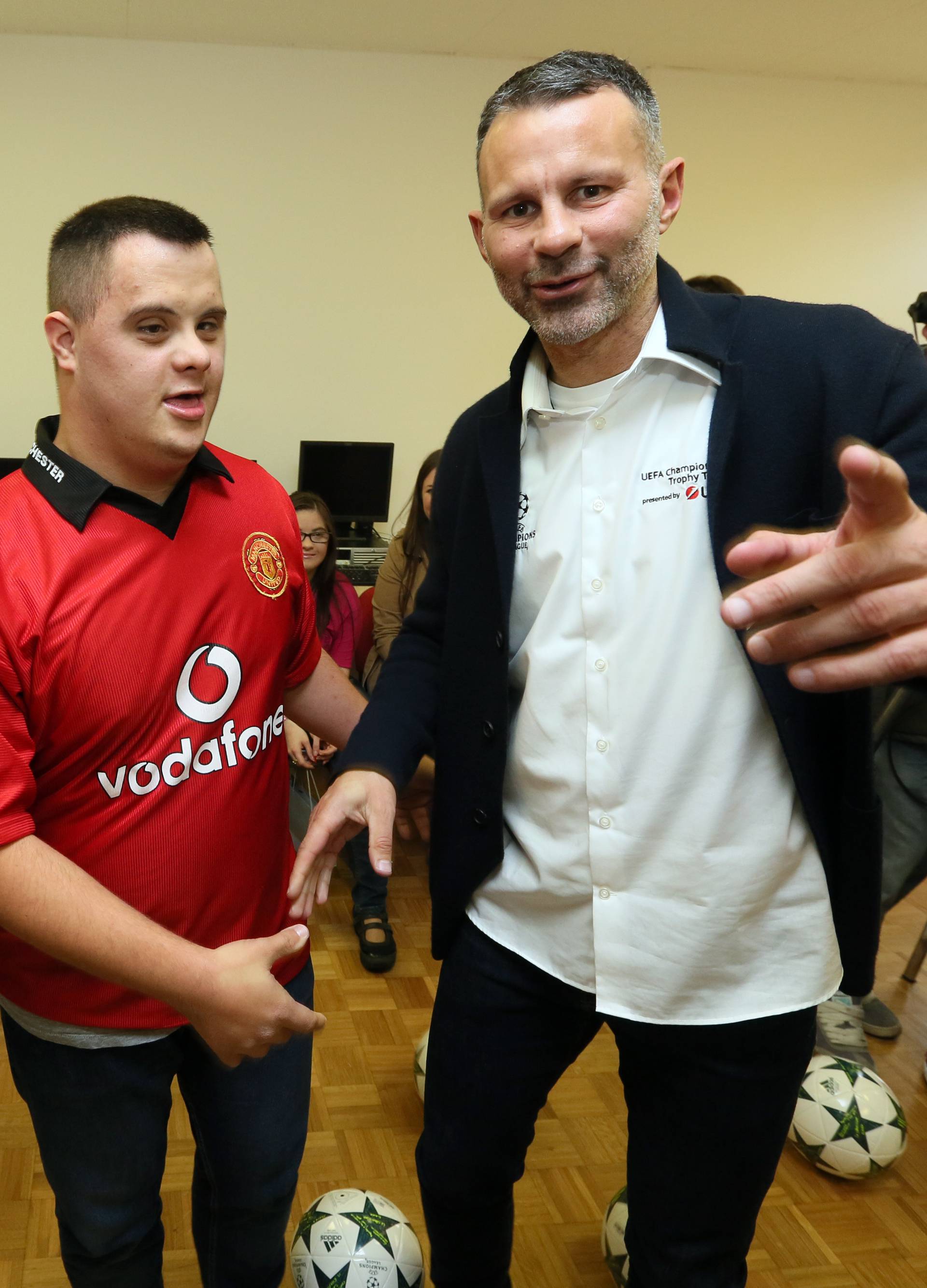 Giggs oduševio djecu: Dobar si, Ryane, ali ne kao naš Modrić