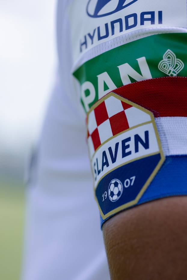FOTO Slaven Belupo predstavio nove dresove i oduševio: 'Novi dresovi, za pobjednike krojeni'