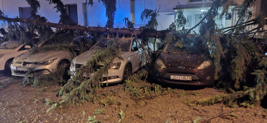 Evo koliko su vatrogasci imali intervencija zbog oluje