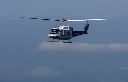 Na Pelješcu je pao paraglajder, pilot ozlijeđen, digli helikopter