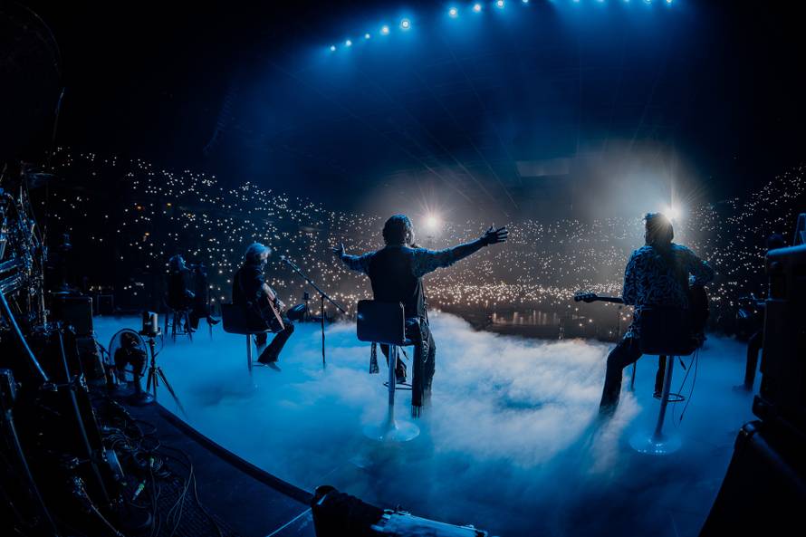 Thompson na koncertu u Rijeci: Nismo mi fašisti. To osuđujemo