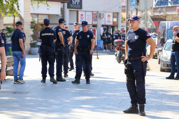 Policija u Novom Pazaru nakon obračuna navijača Novog Pazara i Jagiellonia Bialystoka