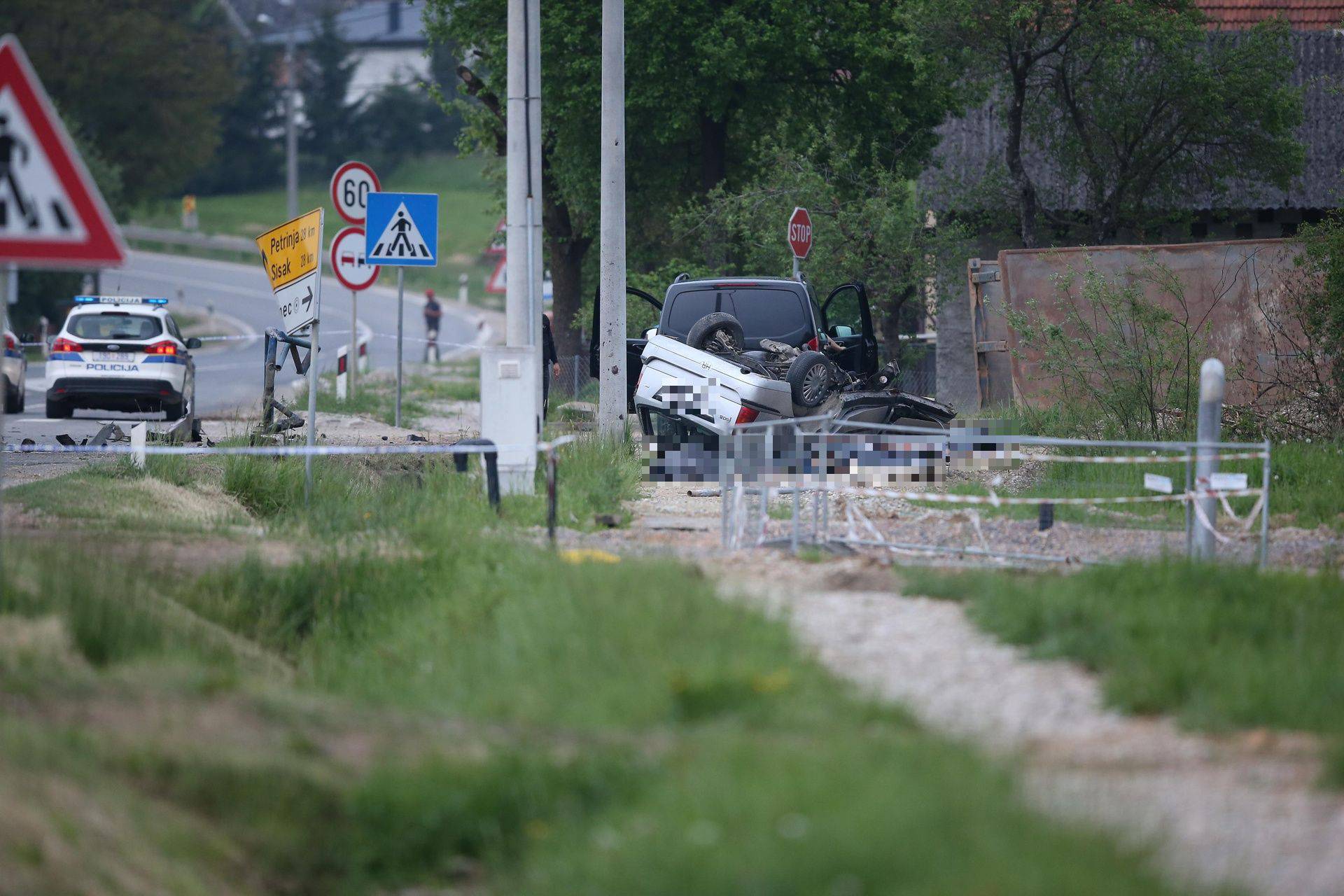 Stravični prizori kod Velike Gorice: Troje mrtvih u teškoj nesreći, među njima i dijete?