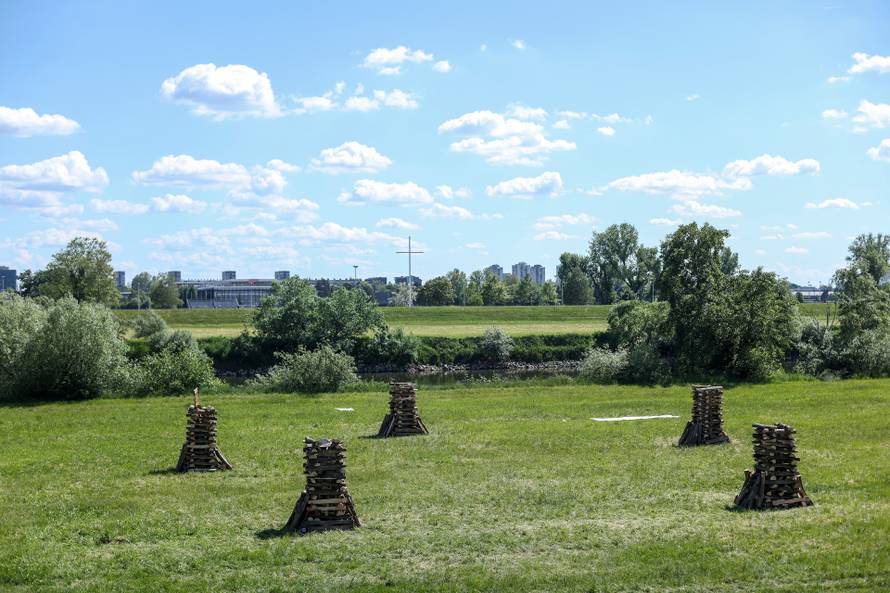 Zagreb: Pripreme za Trnjanske kresove