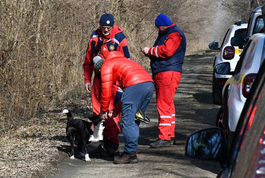 Nova Gradiška: Potražni psi HGSS-a Brodsko-posavske županije.