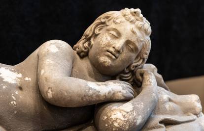 FOTO U Puli pronašli skulpturu 'Usnulog Kupida' iz 2. stoljeća