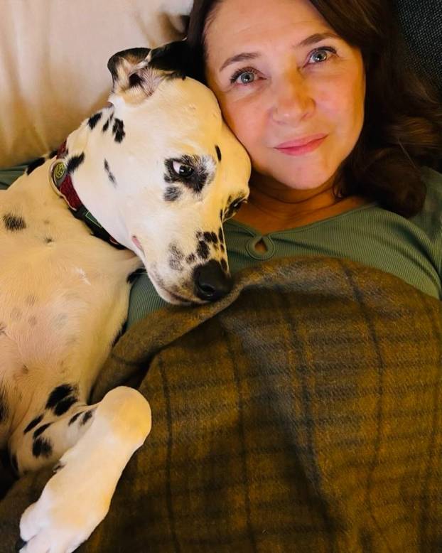 FOTO Negativka u seriji 'Divlje pčele' ne srami se pozirati bez šminke. Evo kako izgleda