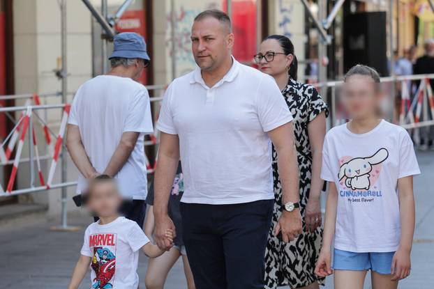 FOTO Prosinečki, Kekin i ministri uhvaćeni na špici: Evo fotki