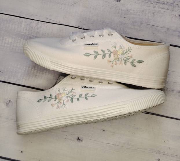 FOTO Samantini vezovi su hit: Ljudi ih naručuju za vjenčanja, bebu i prvi Božić u braku...