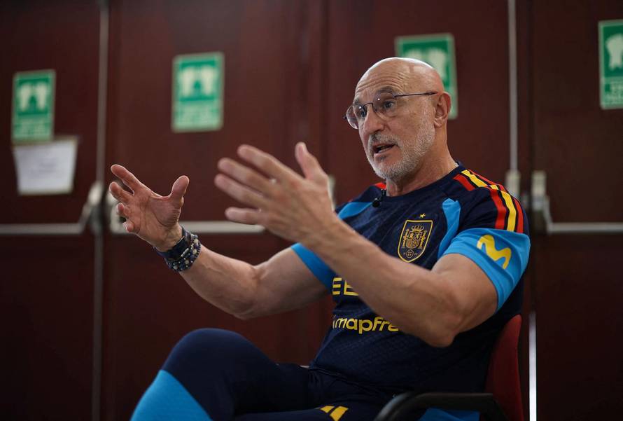 Interview with Spain's coach Luis de la Fuente ahead of the FIFA World Cup 2026