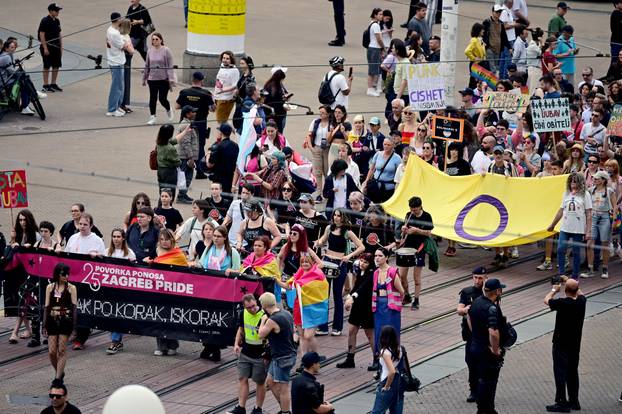 Zagreb: 25. Povorka ponosa LGBTIQ zajednice "Korak po korak, iskorak!"