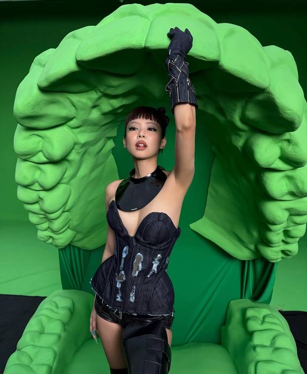 FOTO Članica grupe BlackPink: Jennie dominira ljestvicama diljem svijeta, bavi se i modom