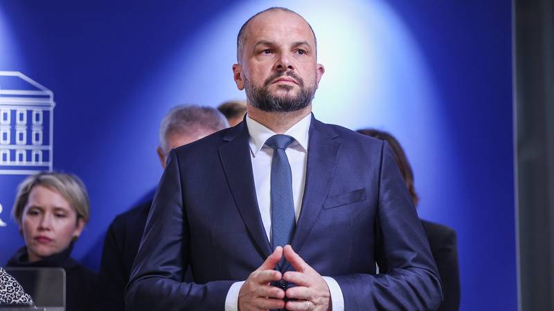 SDP: Kada god afera postane prevelika, Plenković krene u rekonstrukciju Vlade