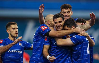 VIDEO Dinamo - Osijek 2-1: Dinamovi stoperi riješili derbi, 'modri' se odvojili od Hajduka!