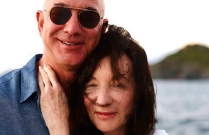 Preminula majka Jeffa Bezosa: 'Uvijek je davala više nego što je ikada tražila, jako me voljela'