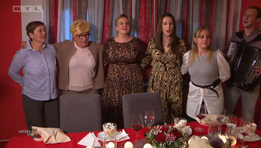 Moderan desert nije oduševio goste: 'Bilo je previše šlaga, ja bih dodala još jagoda...'