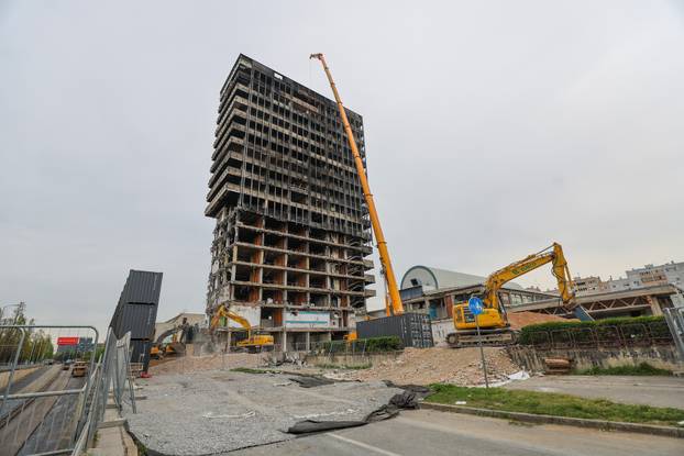 Zagreb: Nastavlja je rušenje zgrade Vjesnika