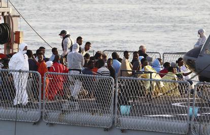 Talijanska mornarica u 24 sata spasila oko 1500 migranata