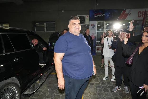 Beograd: Poznati dolaze na koncert Vesne Zmijanac 