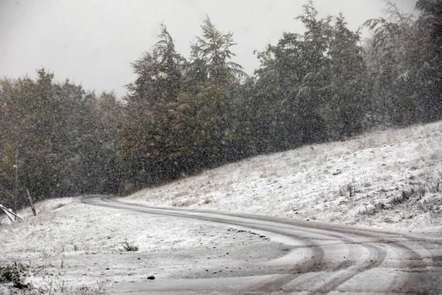 Platak: Prvi ovosezonski snijeg pao na Platku
