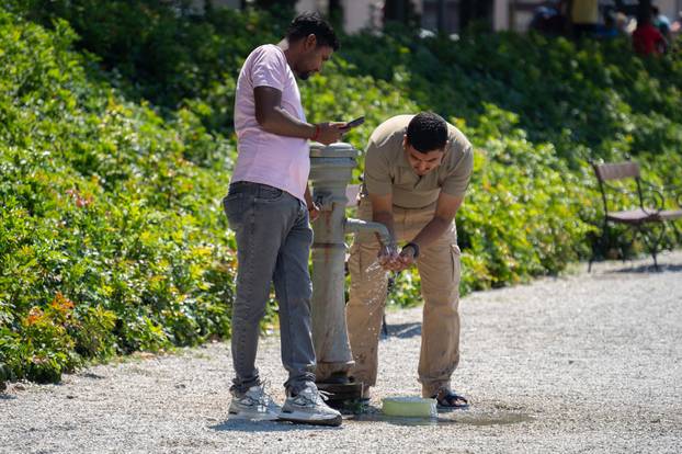 Grad Zagreb stavio je u funkciju 166 javnih zdenaca s pitkom vodom