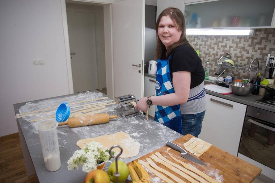 Ena Šarac: Dobro sam, godinu dana već nisam po bolnicama